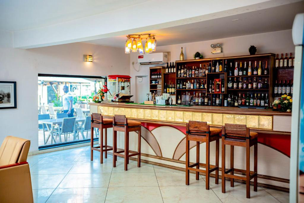 Malibu Bar